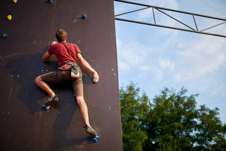 世界和广大 世界和广大